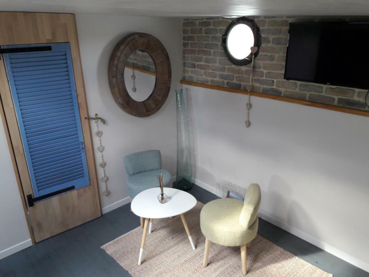 Hotel Péniche La Belle Aimée Aigues-Mortes Esterno foto
