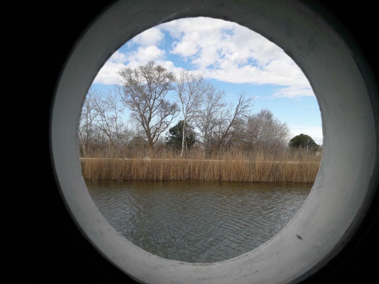 Hotel Péniche La Belle Aimée Aigues-Mortes Esterno foto